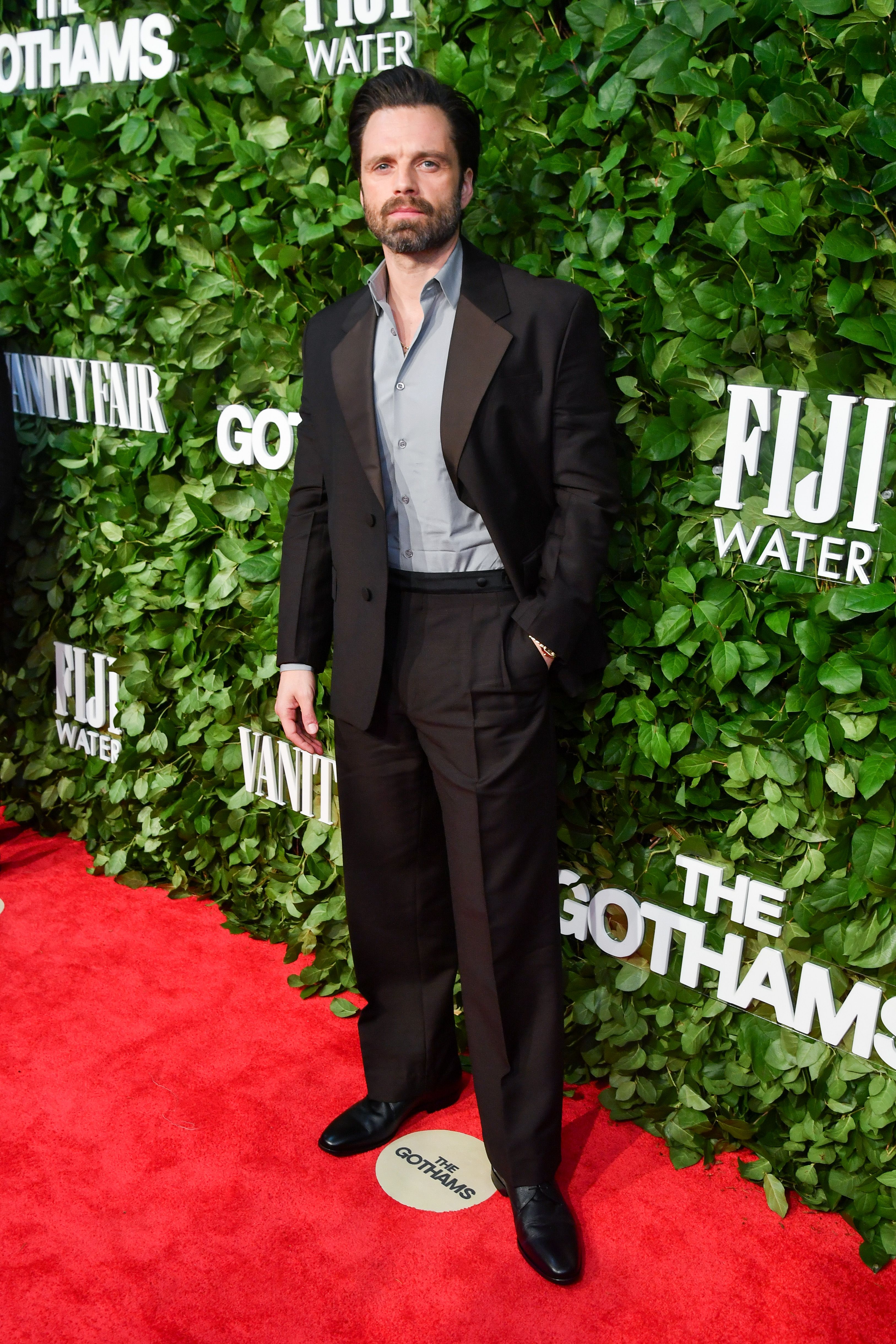 甜茶、赞达亚、384现身哥谭奖红毯 拉开2025电影颁奖季帷幕