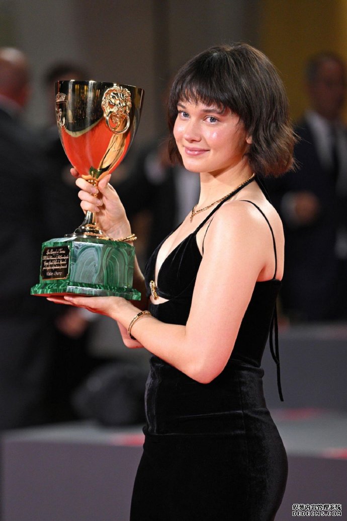 《异形夺命舰》女主差点演了小美人鱼 卡莉·史派妮到底什么来头？