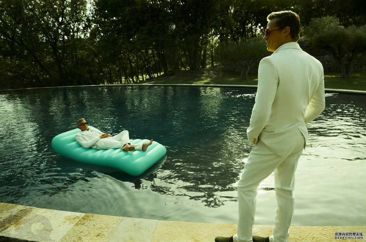 布拉德皮特和乔治克鲁尼登《GQ》杂志封面