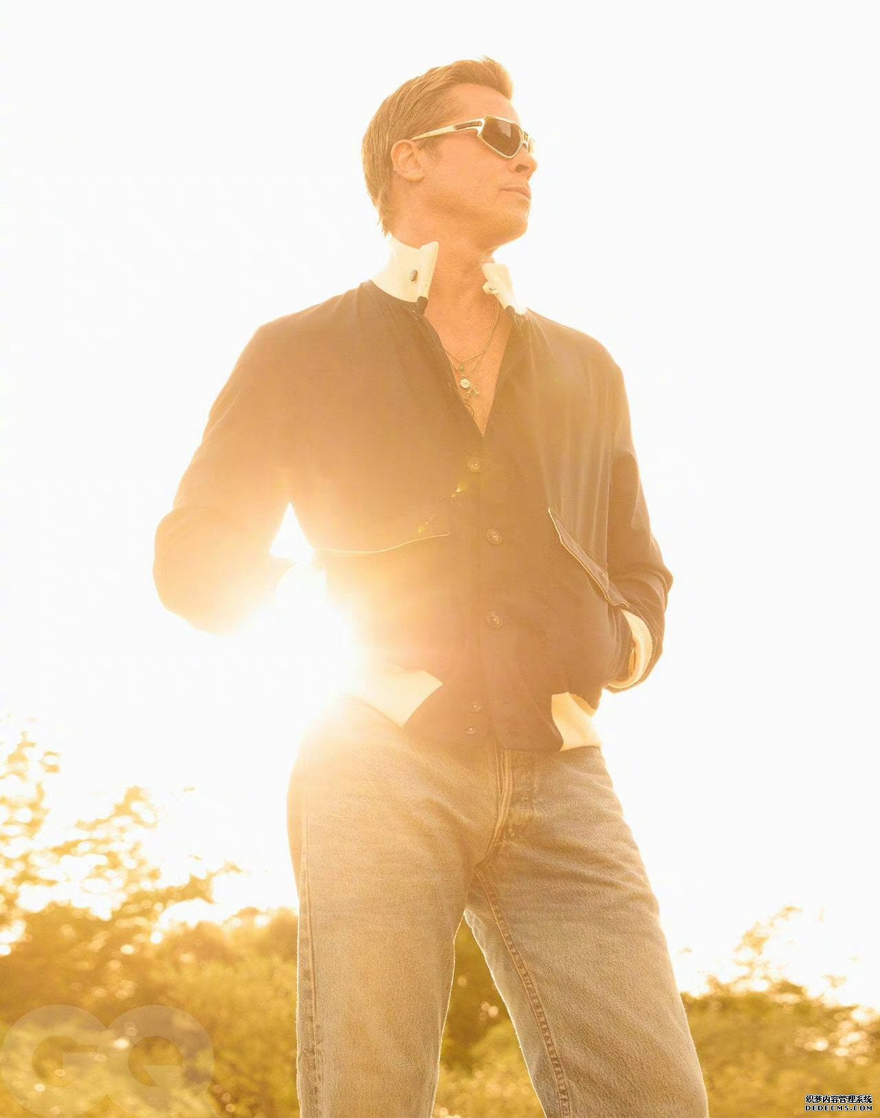 布拉德皮特和乔治克鲁尼登《GQ》杂志封面