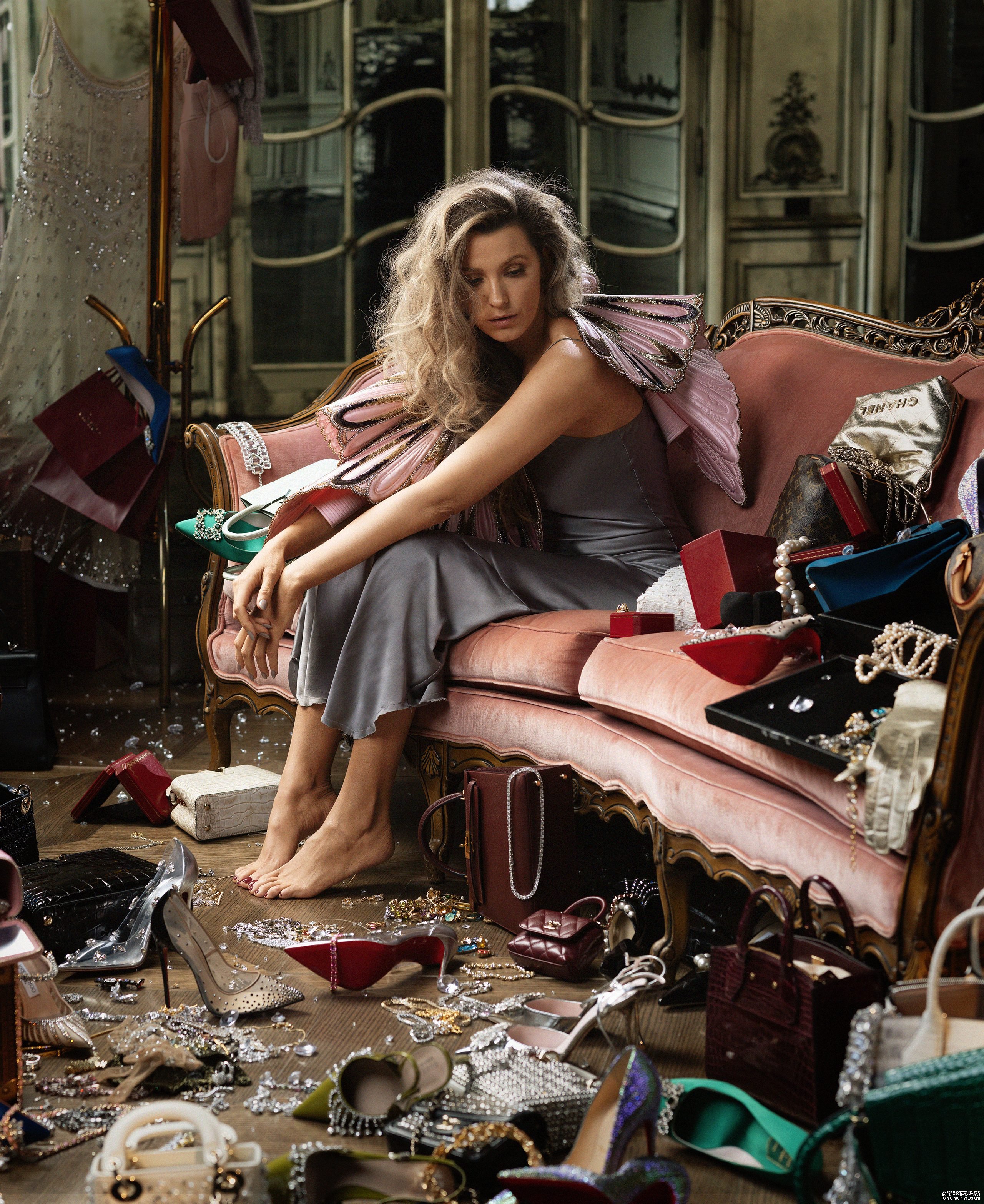 后院起火？小贱贱的妻子和休杰克曼拍写真