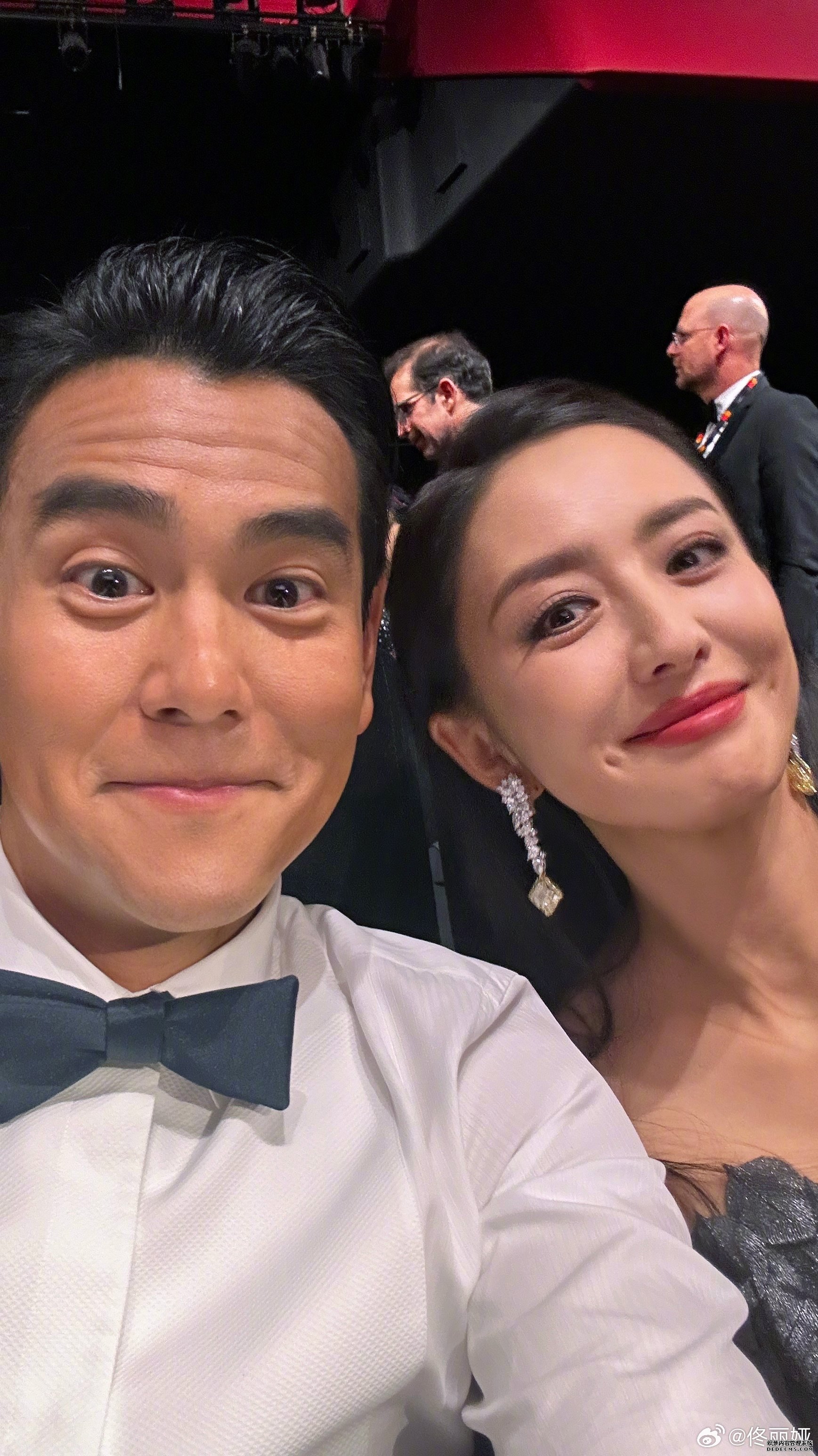 《狗阵》女星佟丽娅晒戛纳美图