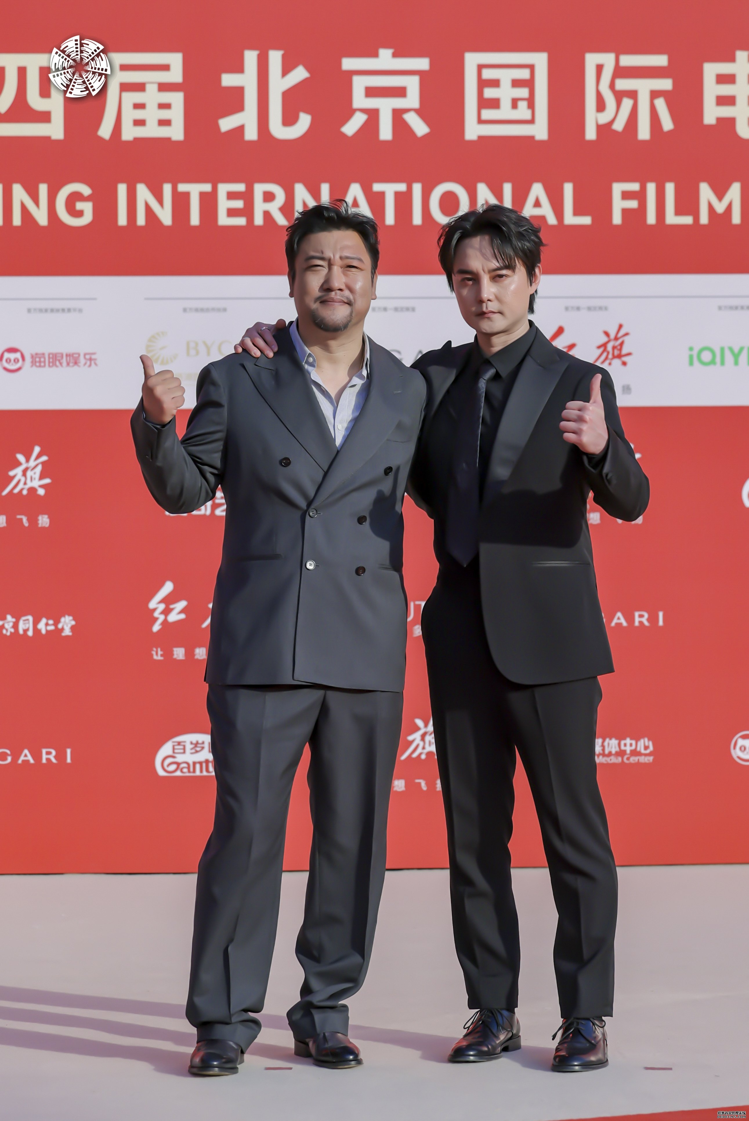 第十四届北京国际电影节开幕，群星走上开幕式红毯