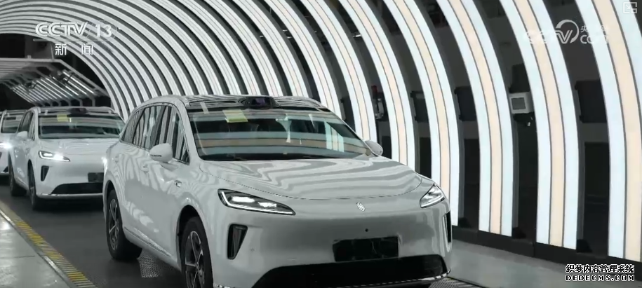 新能源汽车销量持续较快增长 成为推动科技创新融合性载体