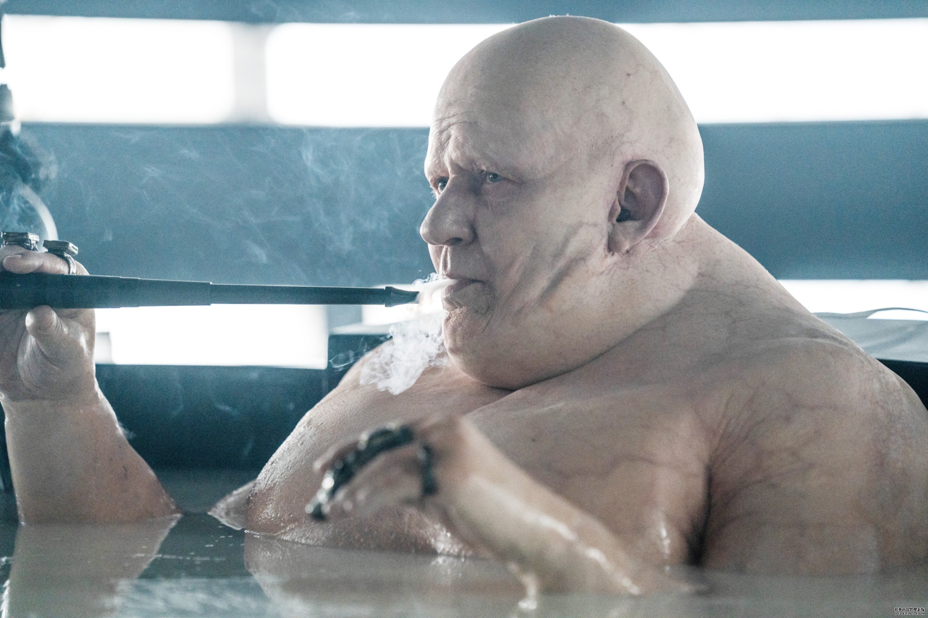 斯特兰·斯卡斯加德：《沙丘2》中造型化妆需要8个小时