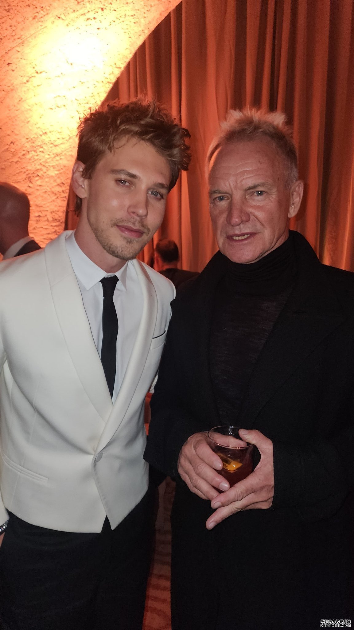 新老两版《沙丘》演员相聚纽约