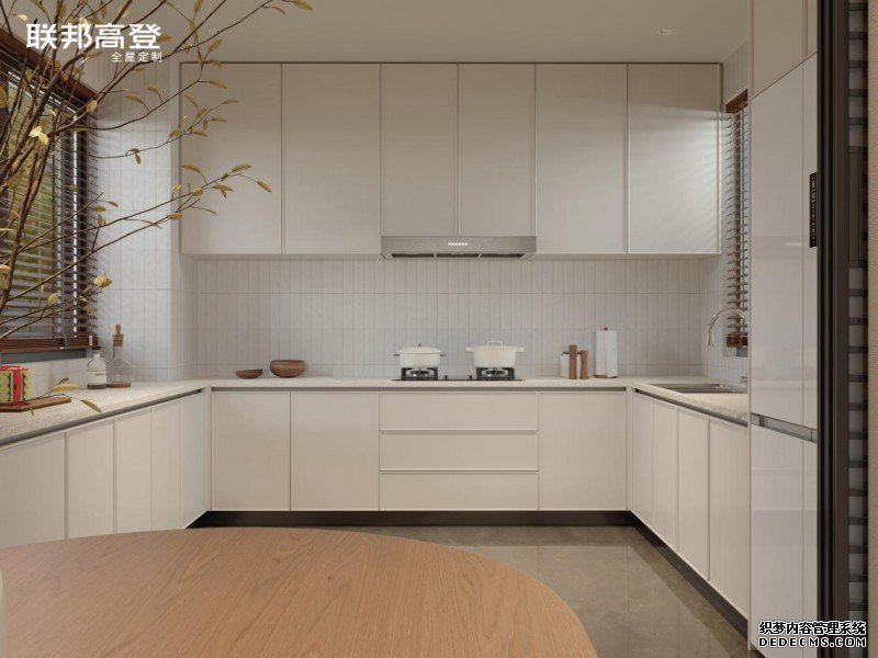 当代栖居新范式：联邦高登中古风定制设计淬炼时光质感